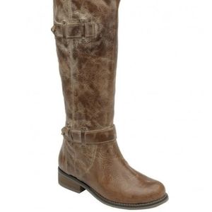 Corral leather boots!